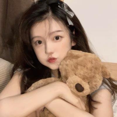 男性新娘子